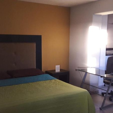 Hotel Flores Guamuchil Bagian luar foto